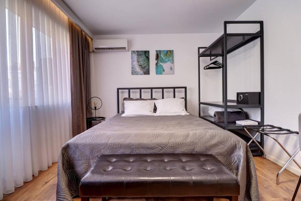 Town Square Apartment Pristina Exterior foto